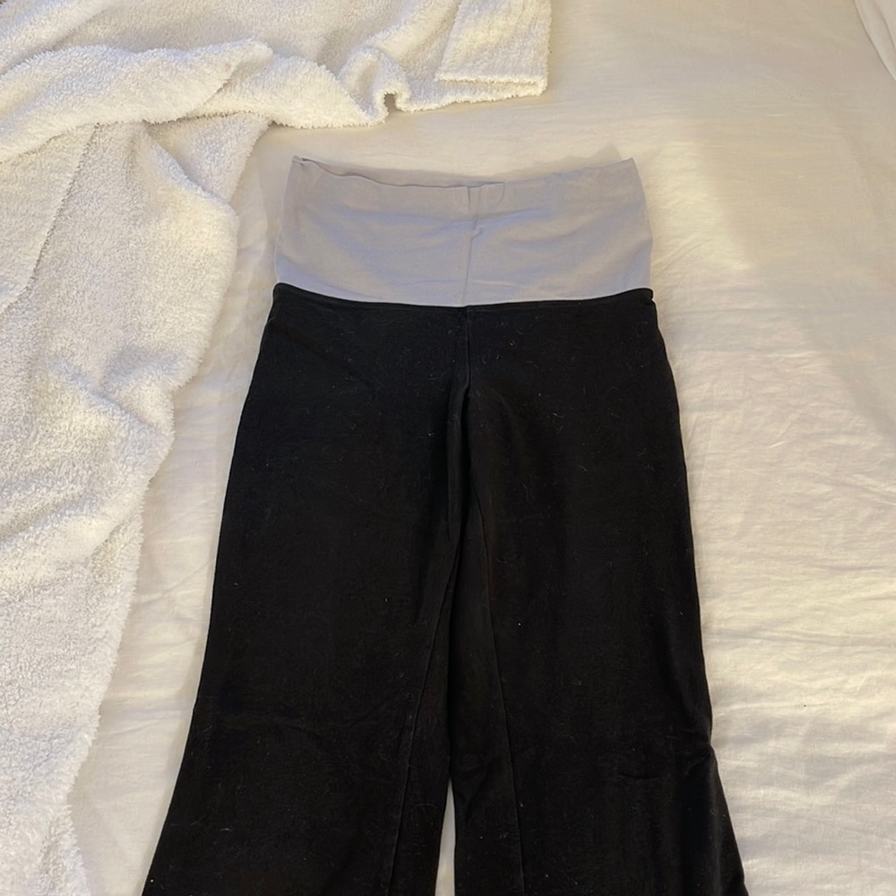 PINK yoga pants, flare leggings